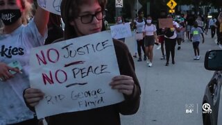 Photographer captures moments during protests in Palm Beach County
