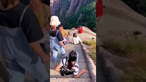 #shorts Dangerous Mountain view🤯😱 कौन जायेगा यहाँ 🤯😱 #video #viral #trendingshorts #whatsappstatus