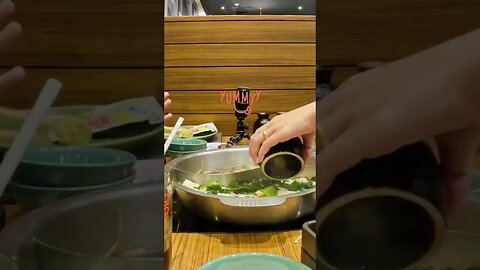 Eating HotPot in Thailand 🇹🇭🥢🍲 (I like to eat everything with chopsticks) #hotpot #foodvideo #thai