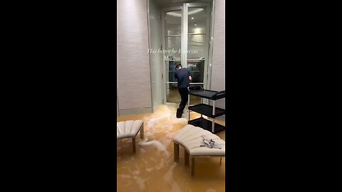 Drake's mansion in Toronto flooded as a result of heavy rainfall