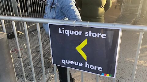 SOUTH AFRICA - Cape Town - Coronavirus - Liquor sales re-open under lockdown 3(Video) (xXQ)