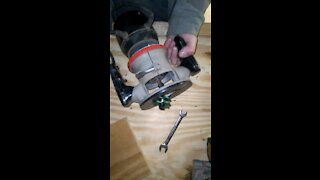 KOWOOD Router Bit Bends Itself And Bent My Router Shaft! Update