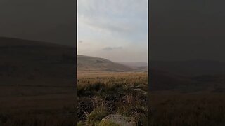 vlog while hiking to a wildcamp in Dartmoor.