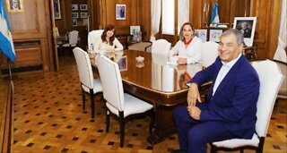 Rafael Correa visitó a la vicepresidenta de Argentina Cristina Kirchner