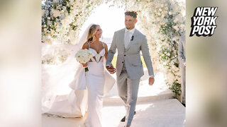 Patrick Mahomes and Brittany Matthews get married in lavish Hawaiian wedding