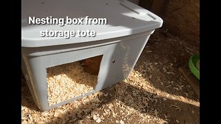 Easy DIY nesting box out of a tote