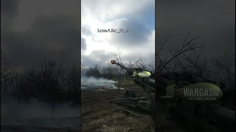 Malfunctioning M777 howitzer emits flames from barrel