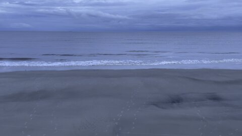 30 seconds of waves crashing