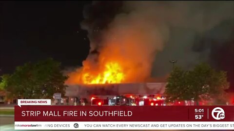 Strip mall on fire in Southfield