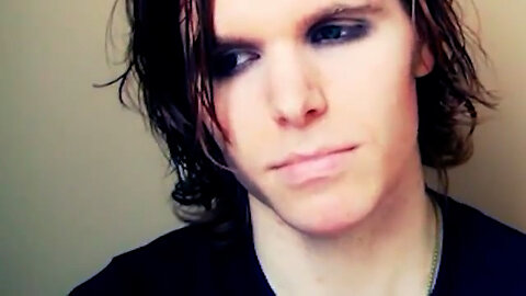 Onision Expresses His Hatred For Predators & Supports The Innocent