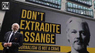 Judge Puts Assange Extradition Hearing on Hold