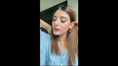 BLUE EYE LINER MAKEUP LOOK BY USING BBA(@beautifybyamna_)