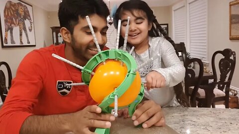 Evana VS Brother Pretend Play BOOM BOOM BALLOON for KIDS!!!