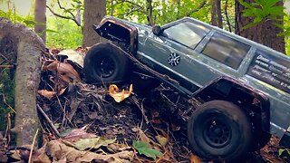 Axial SCX10ii RTR Tearing Up The Trails. Unstoppable Truck!