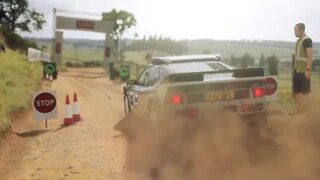 DiRT Rally 2 - RS200 Shuttles Through Elsthorpe