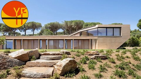 Tour In Villa Varoise By NADAAA In South of France
