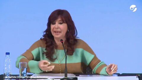 Cristina Fernandez de K K K perdió la razón!!!!! los que sacan sus dolares tienen la culpa de todo!!