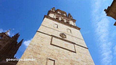 🇪🇸Um Astronauta Numa Catedral do Séc. 18 - Salamanca, Espanha | GoEuropa