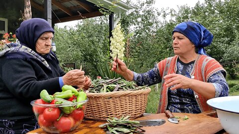 Turkish Bulgur Pilaf with Green Beans