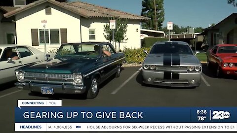 Mopars of Bakersfield Car Club donates to Ronald McDonald House