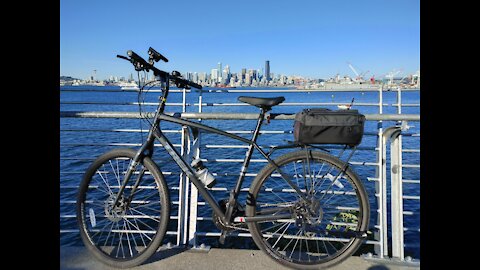 Bike ride downtown Seattle to Alki Beach on my Trek Verve