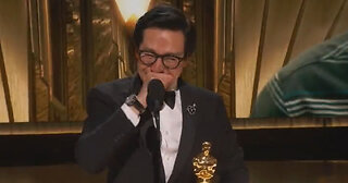 Vietnamese Actor Tears Up as He Gives Emotional Speech After Oscar Win: 'This is the American Dream'
