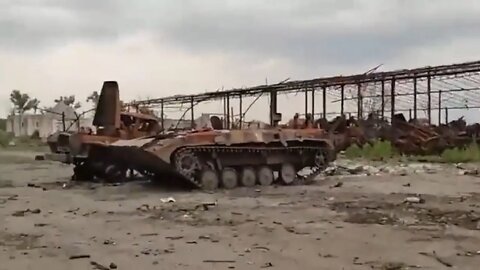 SEE THE REMAINS OF A RUSSIAN BASE AFTER BEING SHOT BY HIMARS || 2022