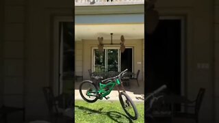 chovendo bicicleta 😮😮😮