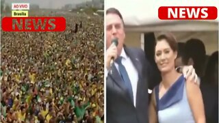 Em discurso em Brasília, Bolsonaro puxa coro de '{imbrochável'}