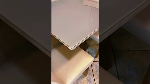 A Mesa de Jantar Luna 180x90cm com 6 Cadeiras é a melhor opção se você procura qualidade!