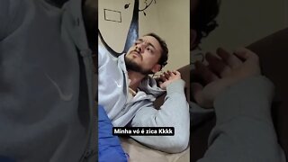 Quando eu peço para minha vó cantar uma música pra mim kkkk