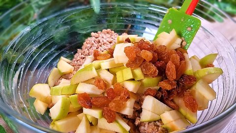 Do you have an apple and some oat flakes? Sugar free! Guilt free dessert in 5 minutes!