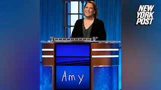 Record-breaking 'Jeopardy!' champ Amy Schneider reveals she was robbed