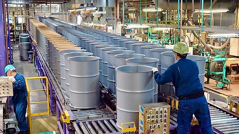 The process of making cans drums. Mass production factory in Japan