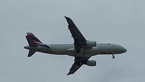 Airbus A320 PR-MHW vindo de Brasília para Fortaleza,Airbus A320 coming from Brasília to Fortaleza