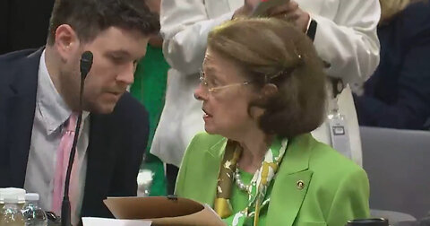 Hot Mic Catches Confused Feinstein Being Told to 'Just Say Aye'