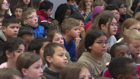 Scripps Howard Fund celebrates one millionth book with surprise for local elementary school