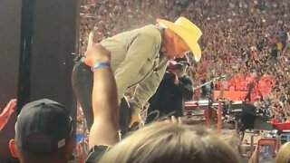 Garth Brooks Breaks Down In Tears On Stage In Heartfelt Moment