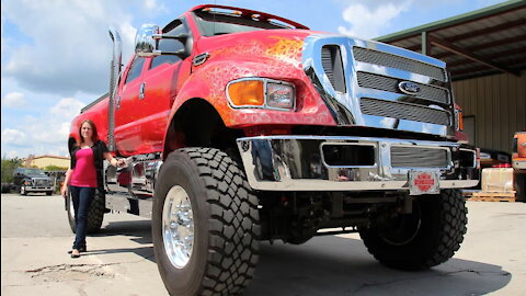 Extreme Super Truck: The Kings Of Customised Picks Ups