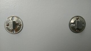 S12aE26 - Quick Tip - Mounting Bathroom Accessories