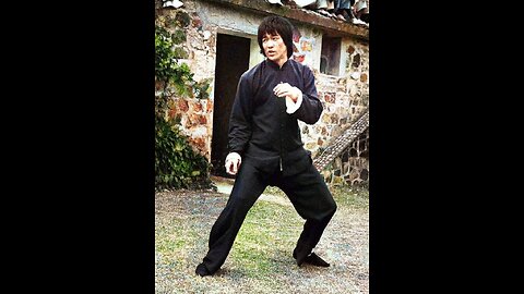 Cross kick Studio Films Bruce Lee Enter the Dragon