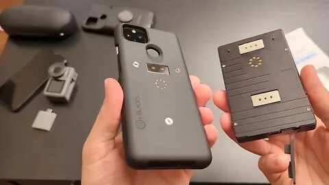 this case adds a microsd card slot to modern phones; does it suck? iblades smartcase review