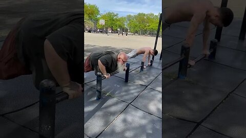 BUILD PUSHUP STRENGTH & ENDURANCE WITH THIS WORKOUT