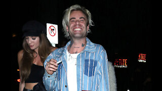 Mod Sun gets Avril Lavigne's name tattooed on his neck