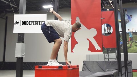 Freeze Frame Football Battle - Dude Perfect