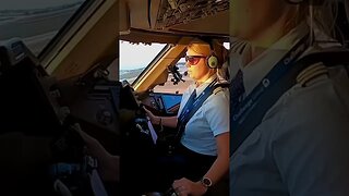 Landing a 747👩🏻‍✈️✈️