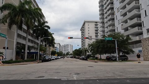 Miami Beach Police Running Lights and Sirens - Driving Miami