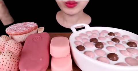 Satisfying ASMR PINK Mukbang