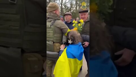 Ukrainian National Guard greeted as they liberate Kherson region village highly emotional scenes