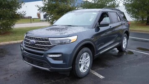 2022 Ford Explorer XLT, Decent Options At A Friendly Budget.